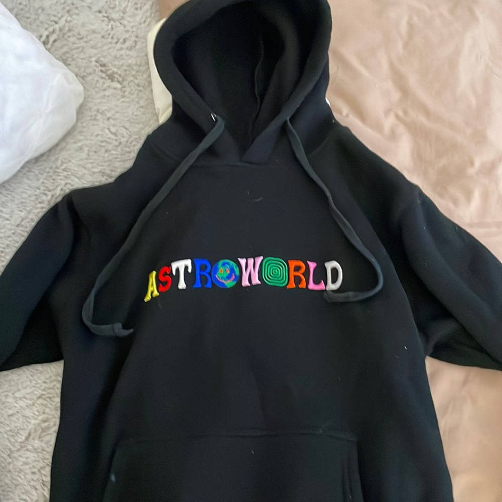 UNISEX ASTROWORLD HOODIE SIZE SMALL BARELY WORN